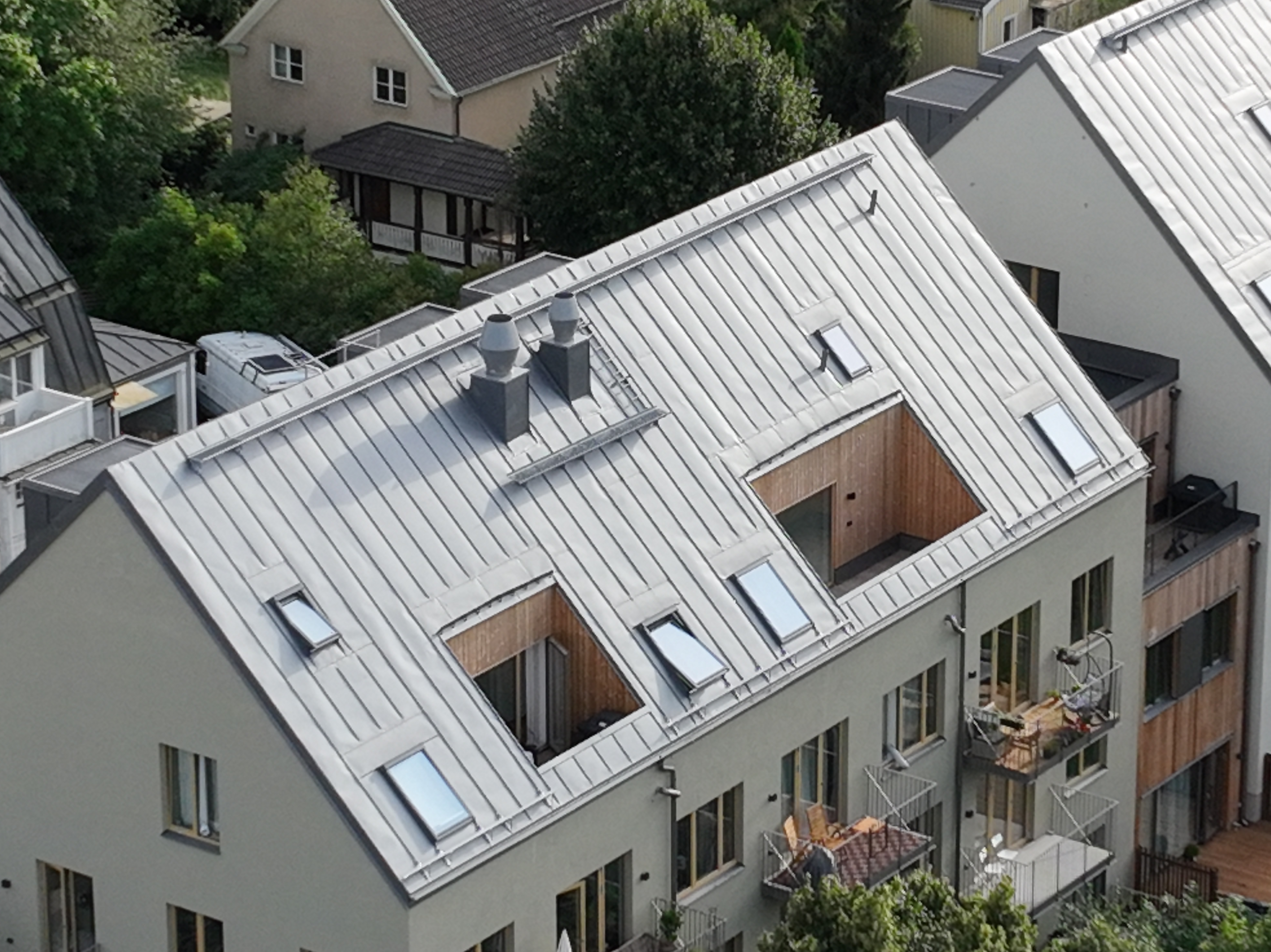 Duktak med PVC-membran på industribyggnad